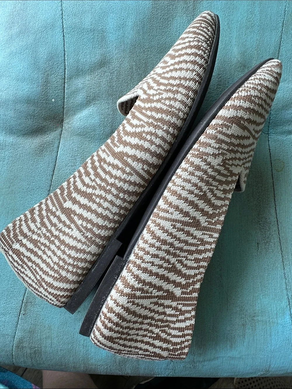 Skechers Brown & Cream Pointed Toe Memory Foam Flats